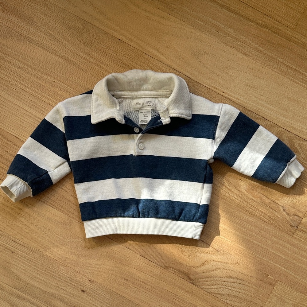 Little Planet baby organic cotton Henley top in stripes. Navy blue and white